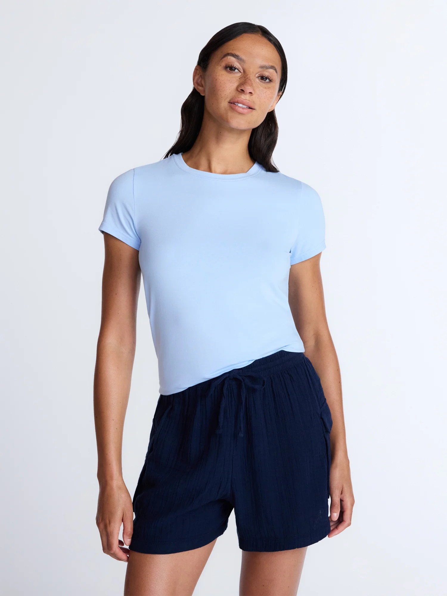 Time and Tru Women's Slim Fit Crewneck Tee with Short Sleeves, Sizes XS-XXXL | Walmart (US)