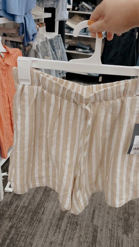 Target linen shorts / target linen sets for vacay 


#LTKfindsunder50 #LTKfindsunder100