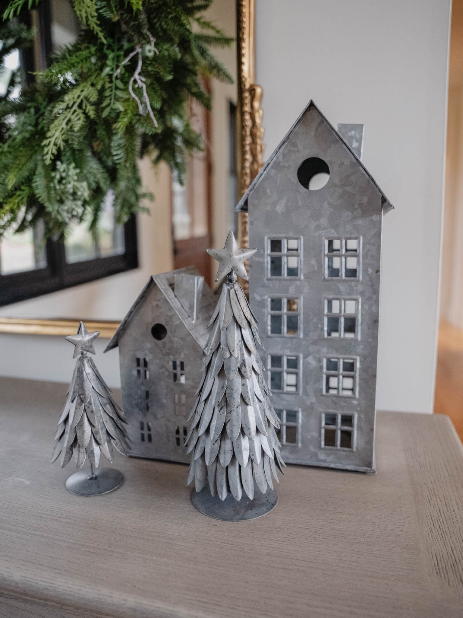 Christmas Home Tour 2022

Mirror // wreath // similar houses and trees

For more holiday inspiration check out Cristincooper.Com 

#christmashometour

#LTKSeasonal #LTKhome #LTKHoliday