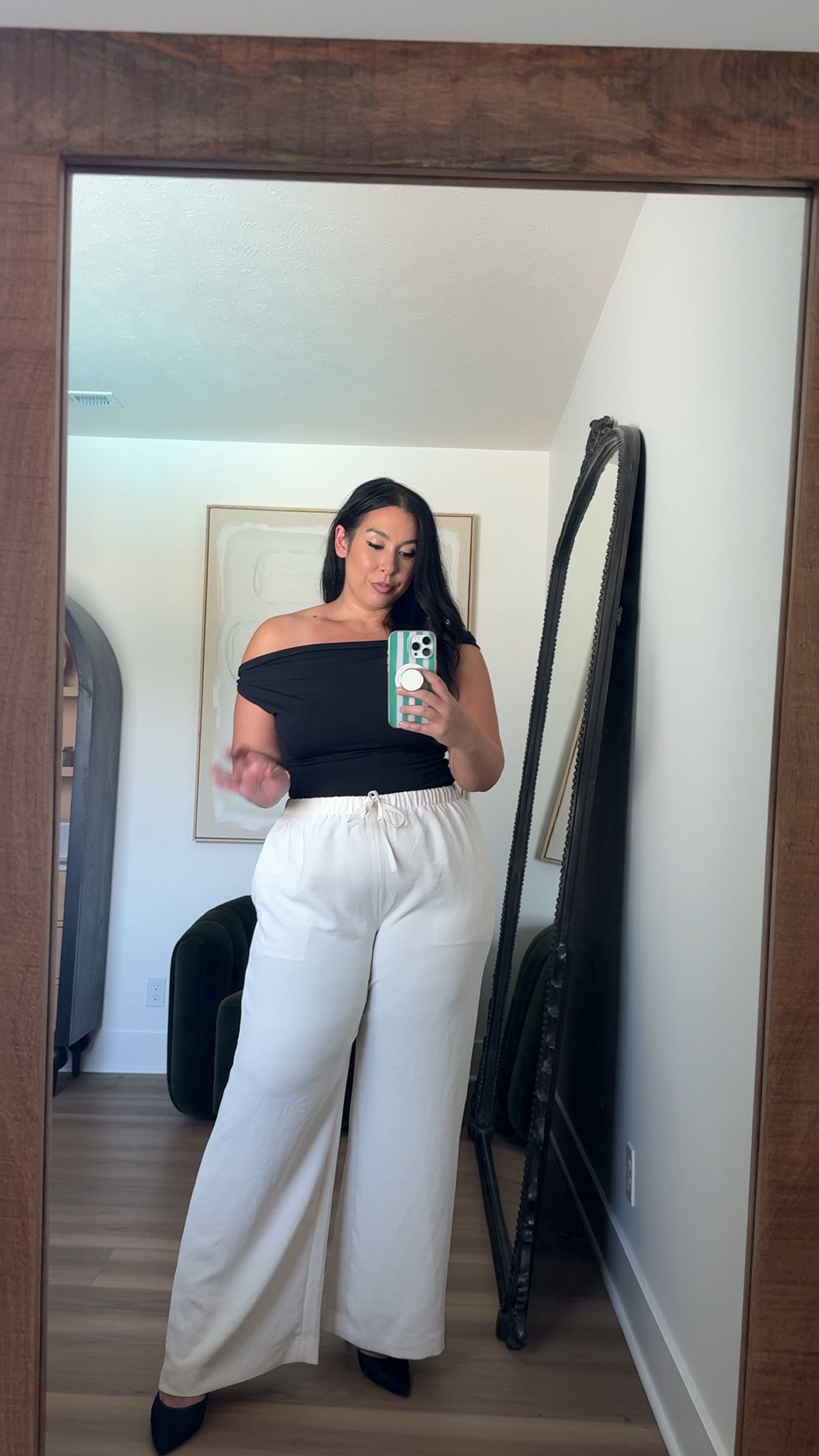 One of my favorite pants from Aritzia, so versatile! This top is so chic for date night, workwear!Tops: XL & 14 Bottoms: XL

aritzia, aritzia lodge pants, aritzia workwear, aritzia favorites, artizia off the shoulder top

#LTKMidsize #LTKWorkwear #LTKSeasonal