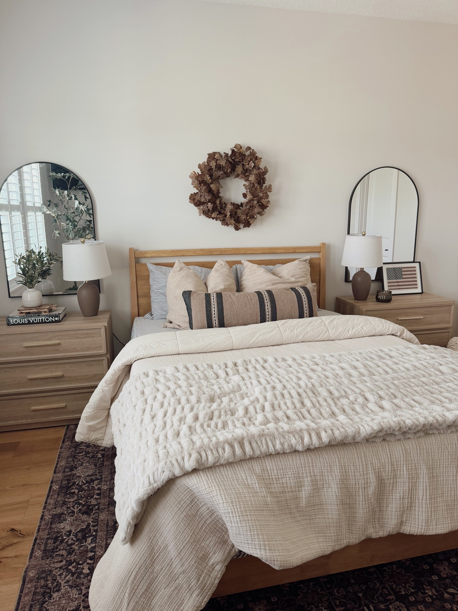 Updated guest bedroom and everything linked #wayfair #target #falldecor

#LTKSeasonal #LTKHome #LTKSaleAlert