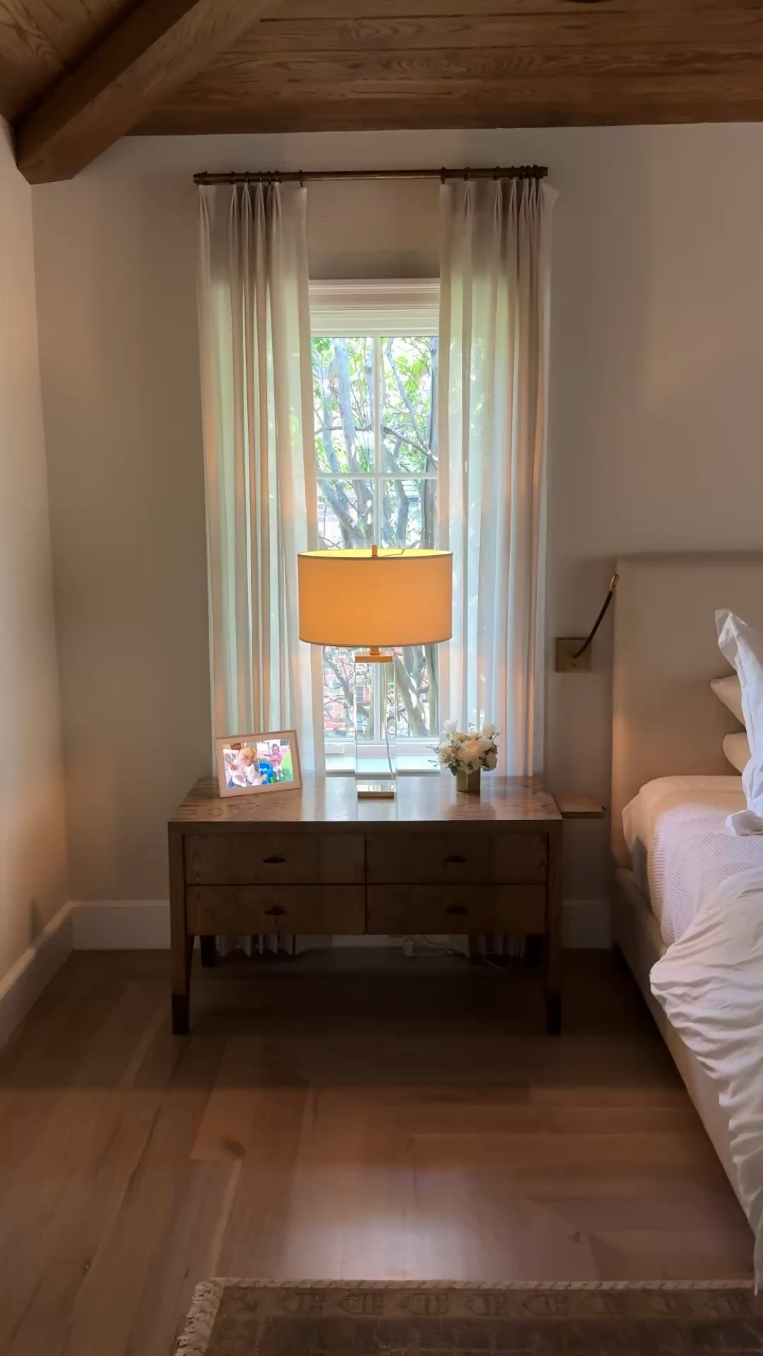 shop the best digital frame by Aura Frames now $35 off with code GIFT35 🤍 makes for the best Mother’s Day gift! #aurapartner 

#LTKHome #LTKFamily