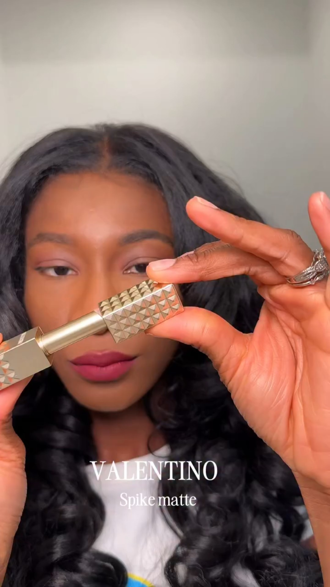 Spike Valentino paints the lips like silk with buttery texture and rich pigment that makes my skin glow with depth and intention💋💄
Spike Valentino Buttery Matte Lip Color: shades 508R, 134R, & 620R

#LTKselfcare #LTKBeauty #LTKFindsUnder50