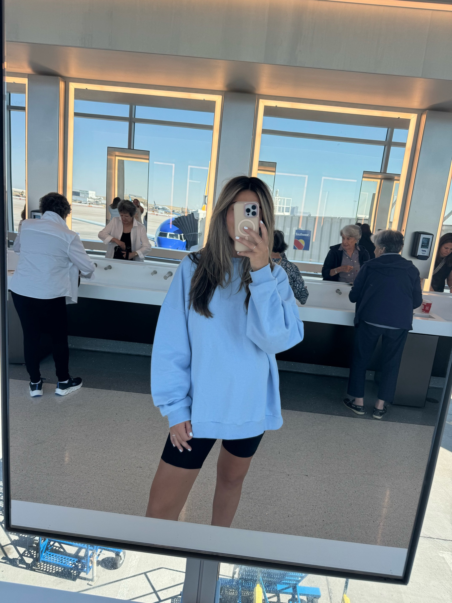 Airport look 

#LTKBump #LTKMidsize #LTKTravel