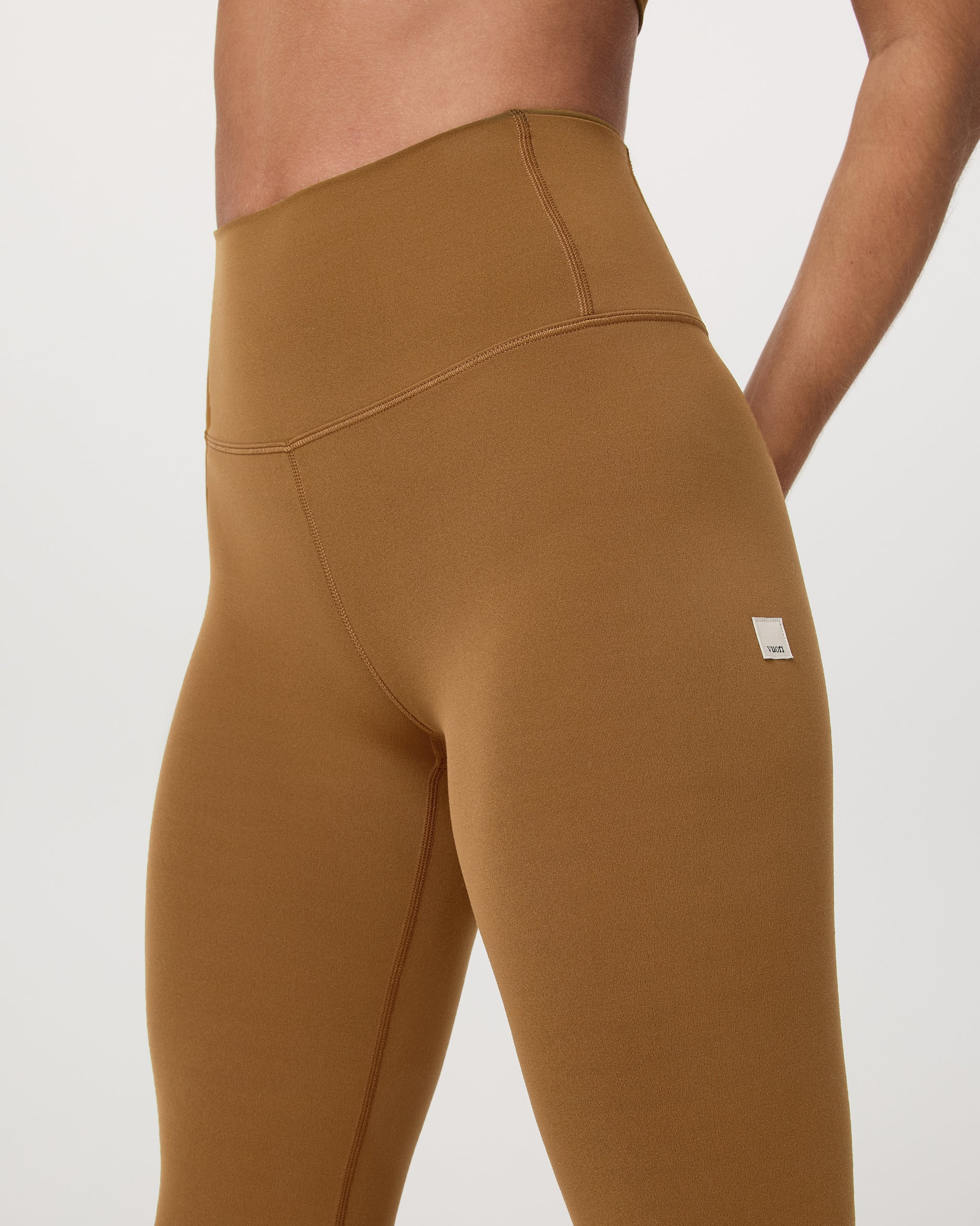 Vuori AllTheFeels™ Slim Flare | Women's Rum Leggings | Vuori | Vuori Clothing (US & Canada)
