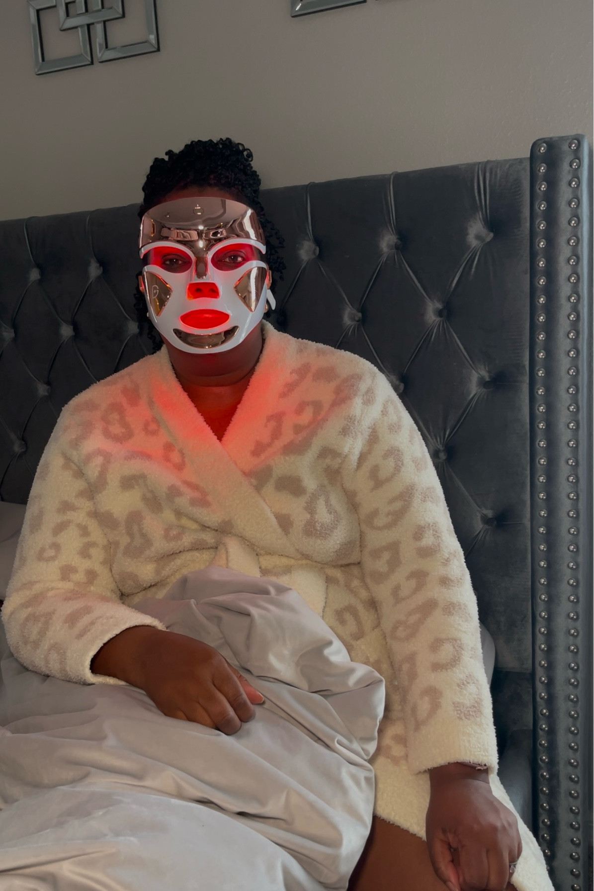 Check out my LED mask and level up your self-care experience

#LTKBeauty #LTKOver40