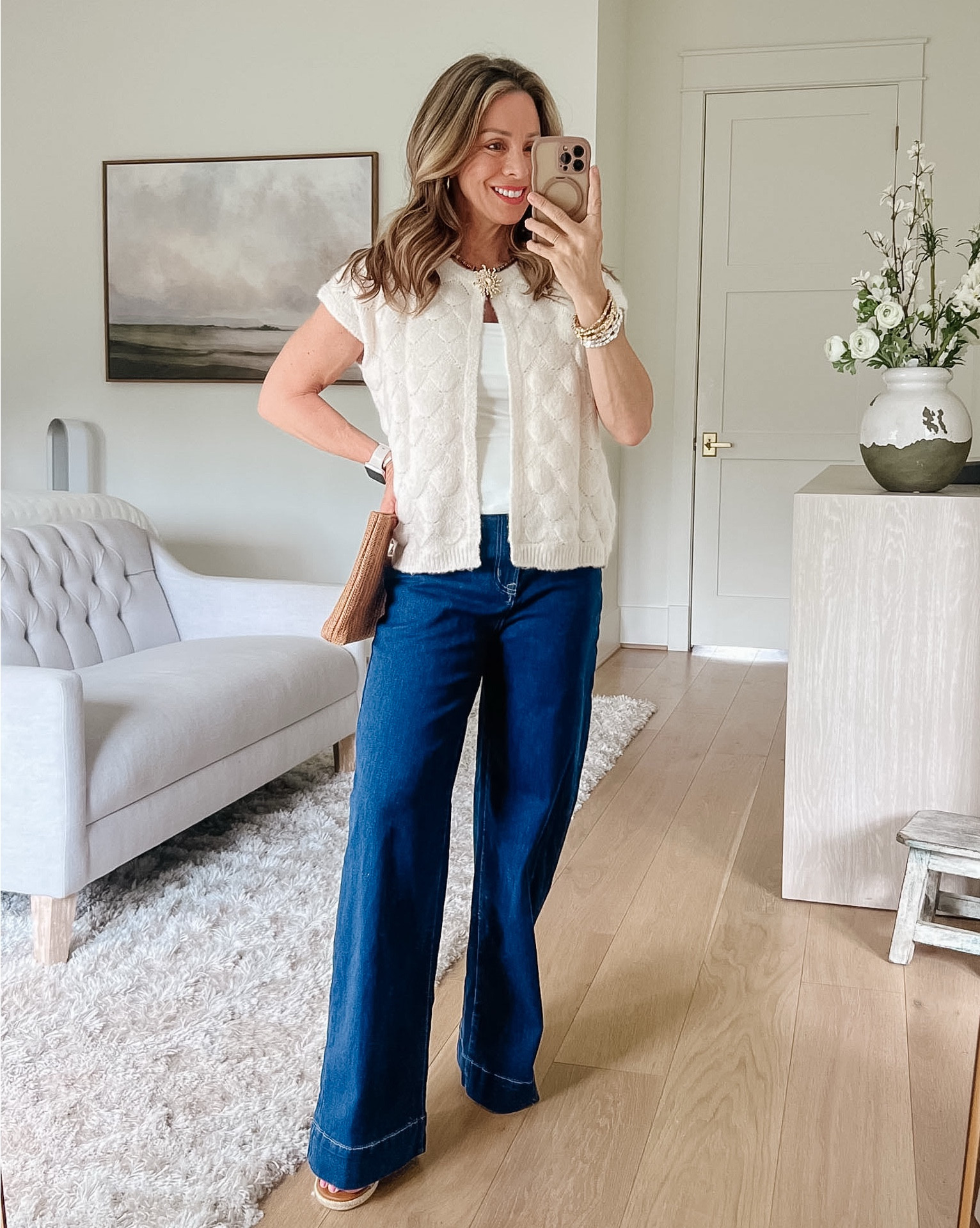 Amazon Spring Fashion Finds 

This open cardigan is darling! It has this scalloped texture with short sleeves, great for warmer weather.


Cardigan Fit: XS
Jeans Fit: Size 2