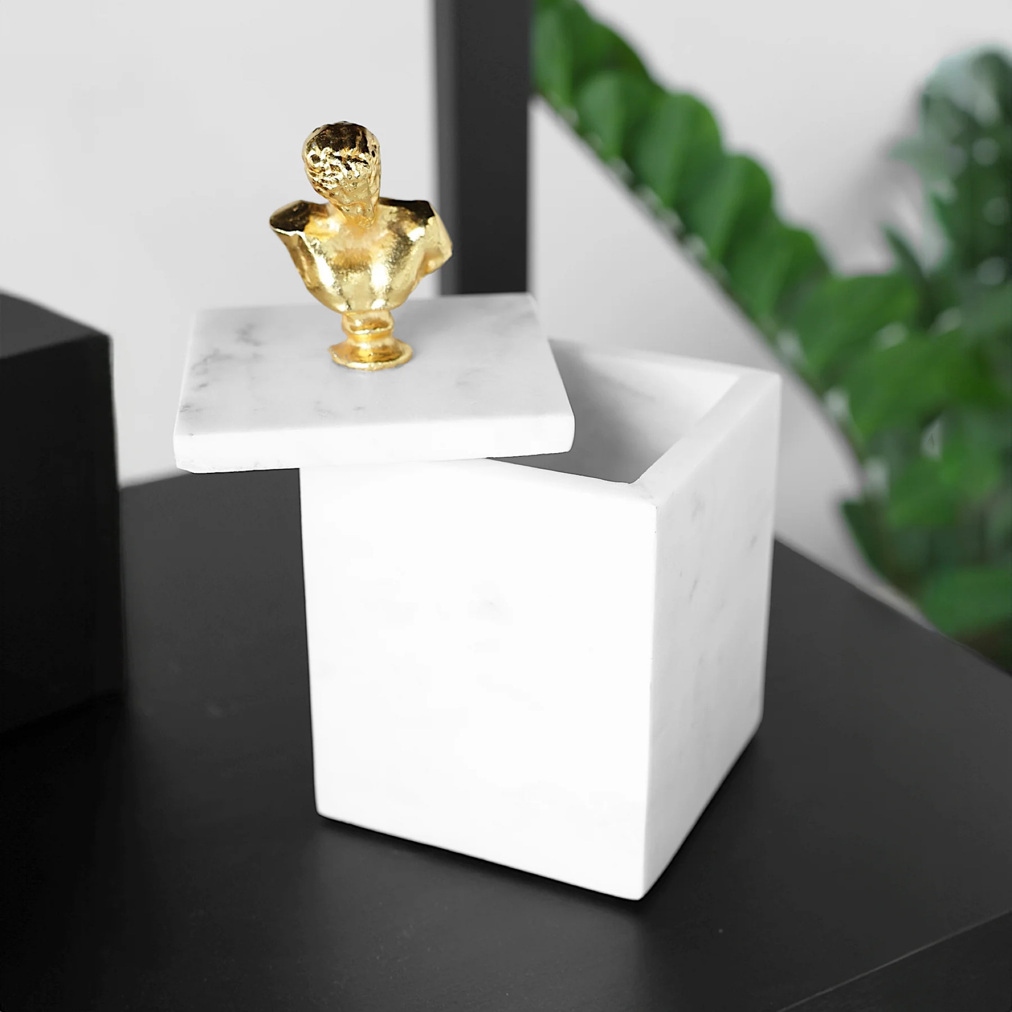 Home decor, modern home, box, decorative box, look for less, marble box, modern decor

#LTKSeasonal #LTKHome #LTKStyleTip