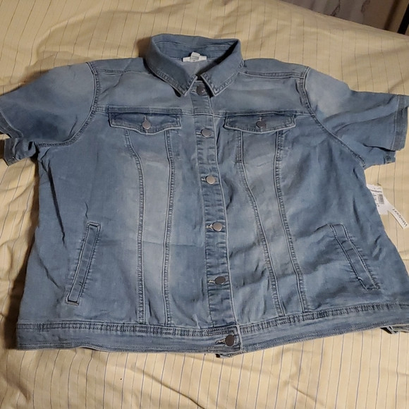 Light wash Denim Short Sleeve Jacket | Poshmark