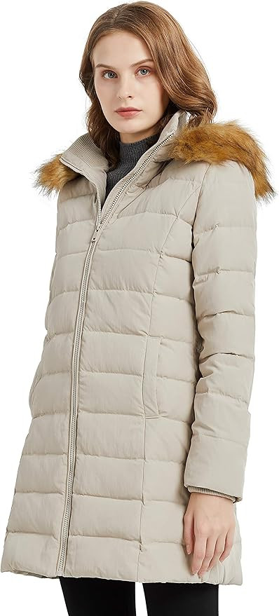 Orolay Women's Thickened Winter Down Coat Quilted Puffer Jacket with Fur Hood | Amazon (US)