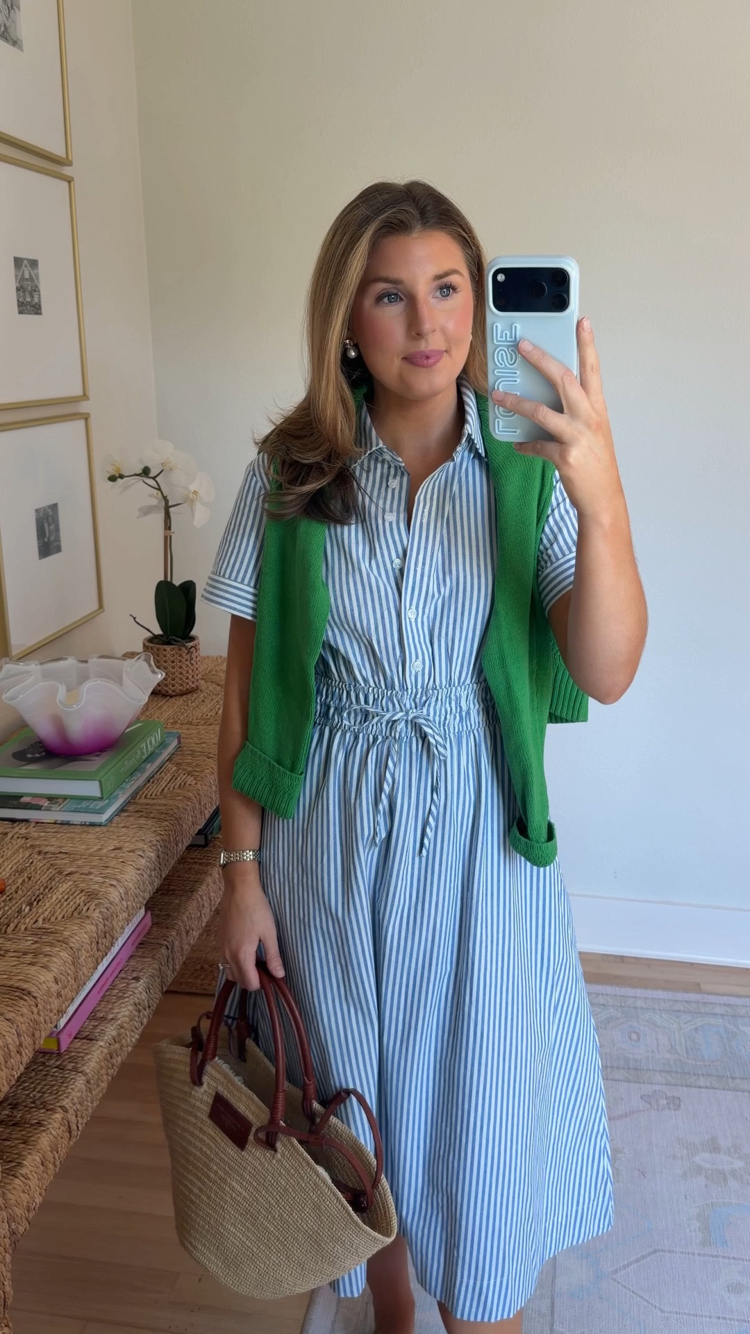 Workwear outfit idea! Wearing a S