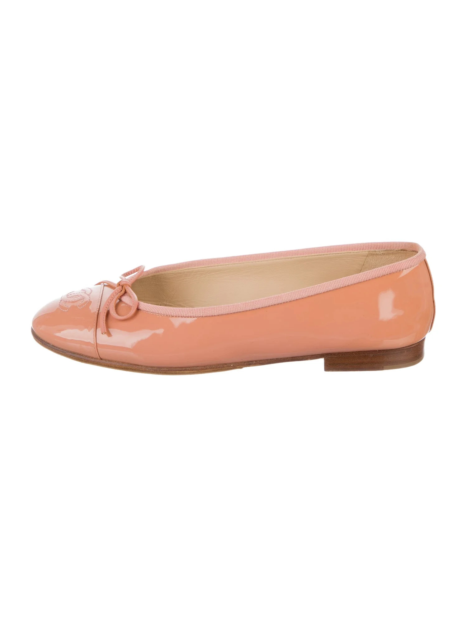 Interlocking CC Logo Bow Accents Ballet Flats | The RealReal