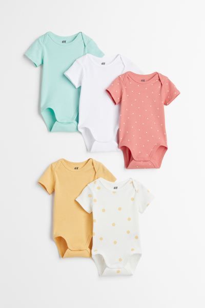 Short-sleeved bodysuits in soft, organic cotton jersey with overlapping sections at shoulders. Sn... | H&M (US + CA)