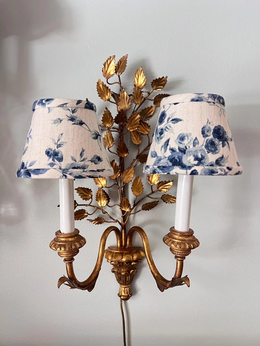 Gilt Tole Two-bulb Sconce: Italian Toleware Wall Lamp - Etsy | Etsy (US)