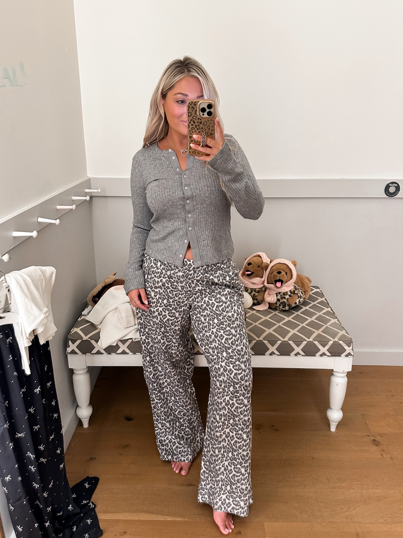 Aerie holiday try on🫶🏻
Wearing size small in the top and medium in the bottoms!!

#LTKSeasonal #LTKFindsUnder50 #LTKHoliday