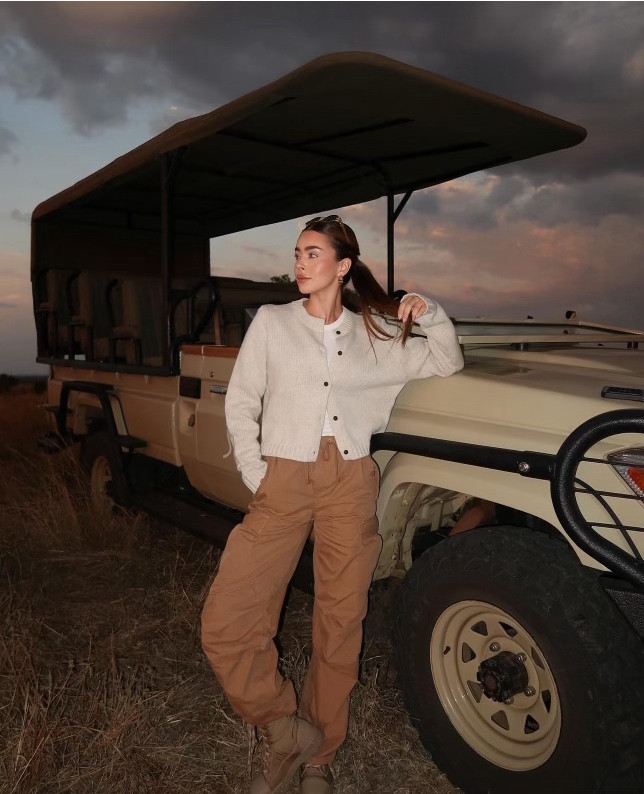 A day in the bush 🦓🦒🐘🐆

#LTKTravel #LTKStyleTip #LTKShoeCrush