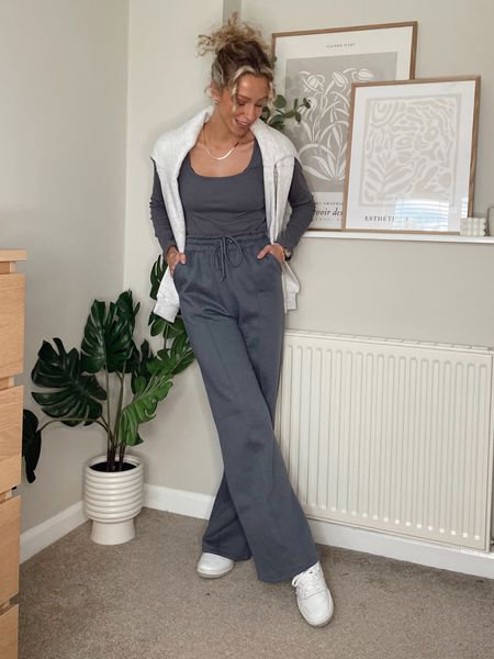 Loungewear, wide leg joggers, square neck bodysuit, grey sweatshirt, athleisure 

Use code LIV10 for 10% off the new in the style fITS collection

#LTKstyletip #LTKeurope #LTKSeasonal