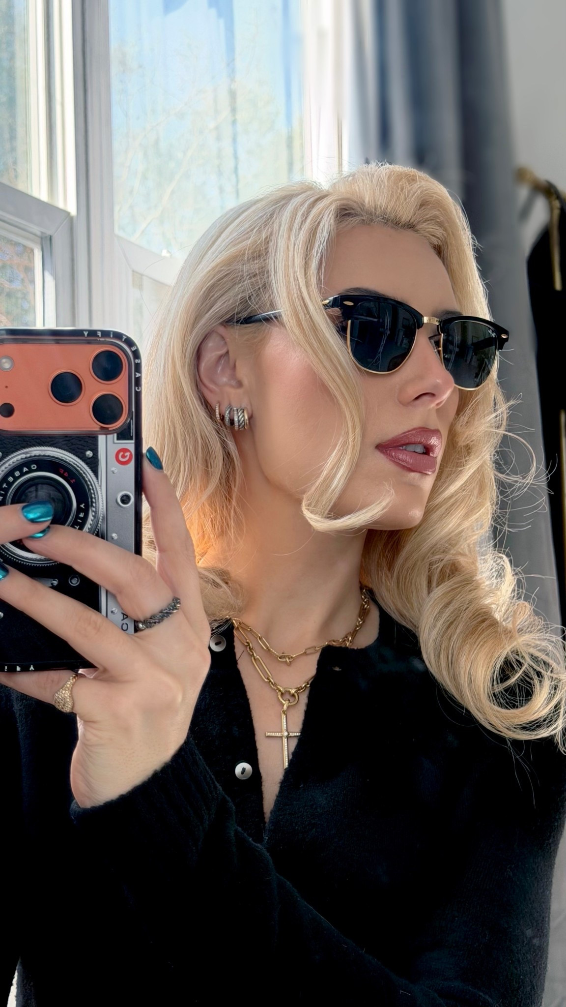 Favorite Ray Bans🖤 

#LTKgrwm #LTKootd #LTKBeauty