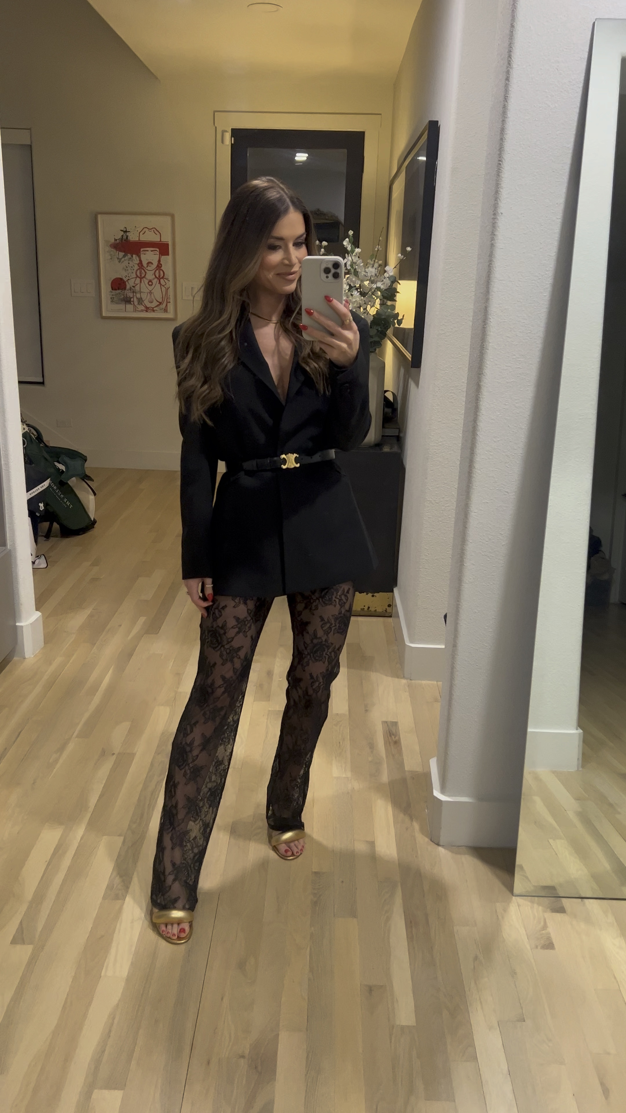 Love this holiday party look! Oversized black blazer with black lace pants + Celine belt 

Holiday party outfit 
Lace pants 
Black blazer 
Holiday outfit 
Going out outfit 

#LTKParties #LTKHoliday #LTKGiftGuide