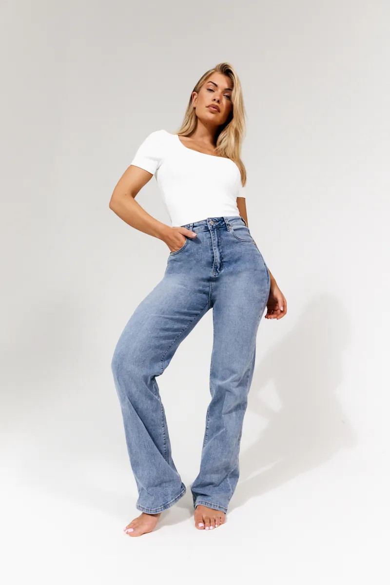 Sienna Straight Leg Jean | In The Style