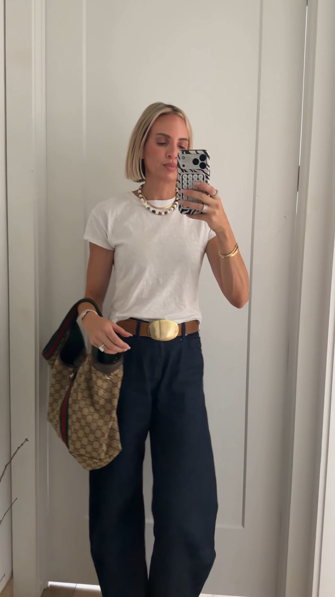 Travel day look ✈️ wearing a small in the top. Jeans are tall girl friendly, if in between sizes, size up. 


@shoprodela

#LTKOver40 #LTKTall #LTKTravel