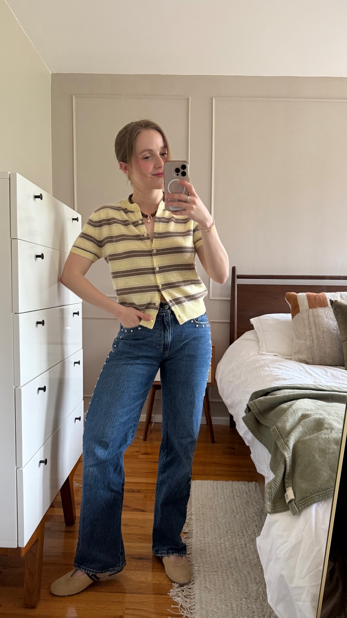One of your favorite looks from Europe!
Super soft cashmere short sleeve cardi wearing xs 
Jeans 25 short 
Size 7 flats 


#LTKootd #LTKPetite #LTKSaleAlert