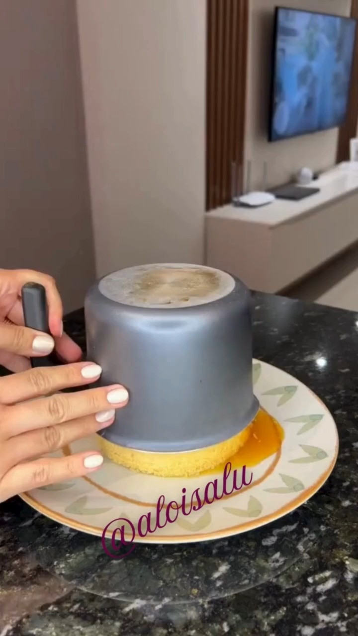 ✨ Sobremesa de sábado: Pudim prático e irresistível!
 Para adoçar o fim de semana, nada melhor do que um pudim cremoso e fácil que fica pronto rapidinho — direto da leiteira para a geladeira.
 Simples, econômico e com aquele sabor de aconchego que todo mundo ama 🍮💛
👉 Salve e compartilhe com quem ama pudim
 👉 Explore meus achadinhos e receitas especiais
 👉 Siga para mais delícias semanais
#SobremesaDoDia #ReceitaRápida #PudimNaLeiteira #DocesFáceis #LTKRecipe#aaccllbb
 

 #LTKspring #LTKpromo #LTKfestive