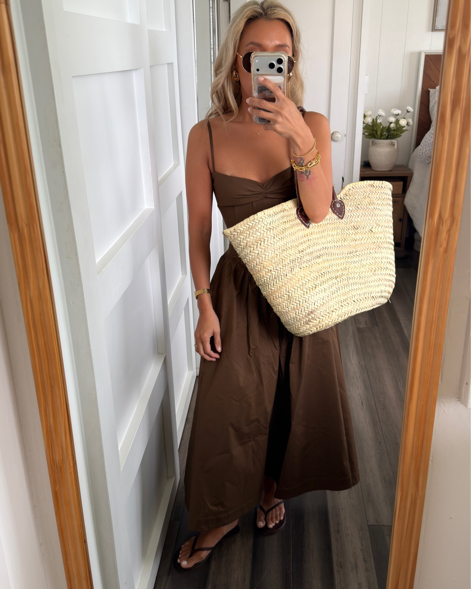 Corset dress that made my waist so small! Wearing an xxs. 

This bag is just so perfect and under $50. I’d take this to a farmer’s market, but it’ll be the perfect beach or travel bag for spring/Summer. The quality is insane.


#LTKSeasonal #LTKPetite #LTKTravel