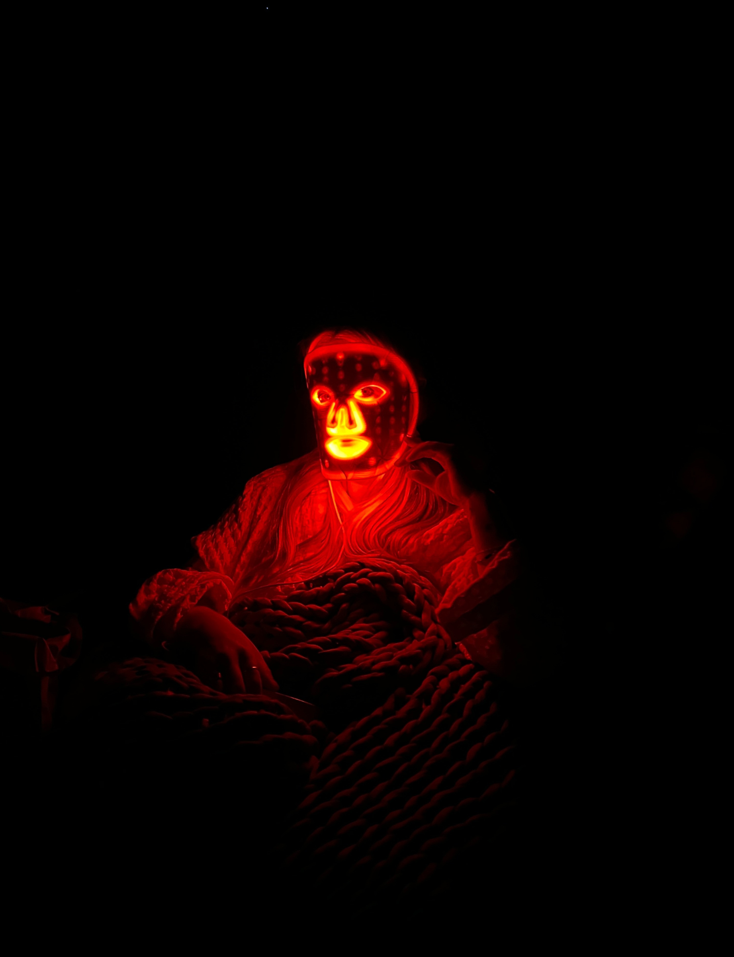 Obsessed w this red light mask and would be a great gift!! 

#LTKGiftGuide #LTKHoliday