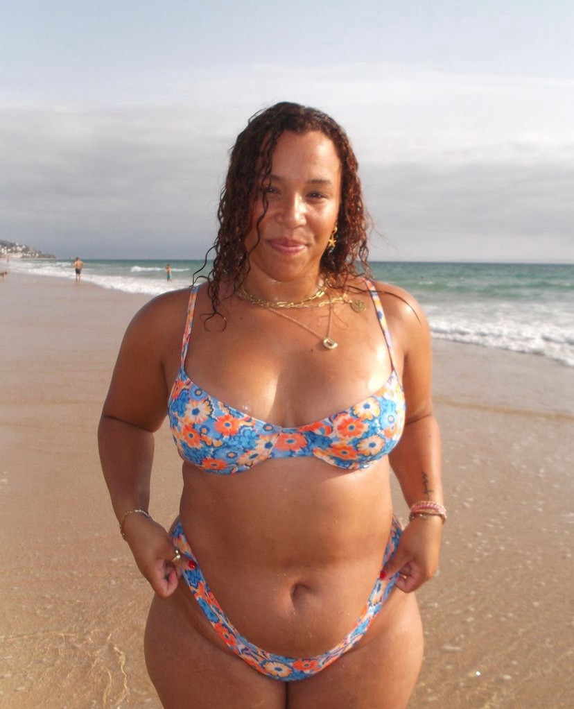 proof that no matter where tf you are in the world… you should just wear that bikini ✨👙🌊

size: xl

#LTKSwim #LTKPlusSize #LTKTravel