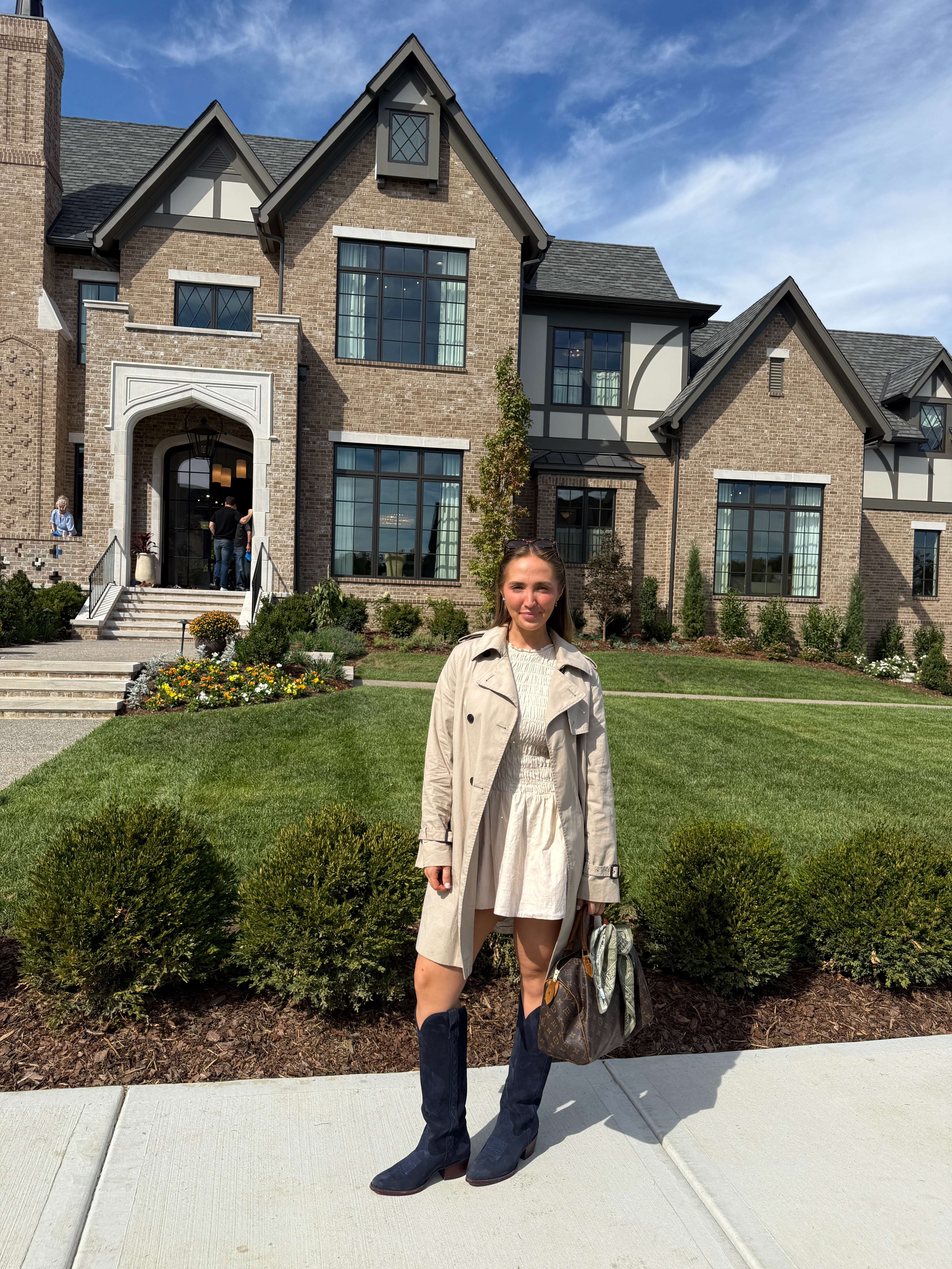 OOTD🤍✨ 

 #LTKStyleTip #LTKShoeCrush #LTKItBag