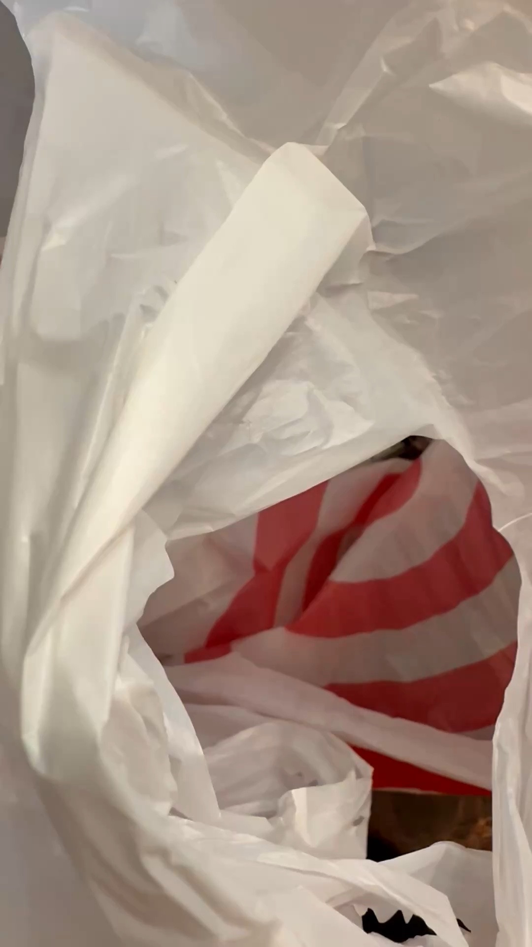Quick little Target haul🎯♥️ mainly stocked up on some of my tried and true drugstore makeup products💄 excited to try a new Maybelline mascara I found and grabbed some cute hair clips and western inspired earrings 🫶🏻


Target finds / Target haul / drugstore beauty products / makeup staples / Target beauty

#LTKdayinmylife #LTKBeauty