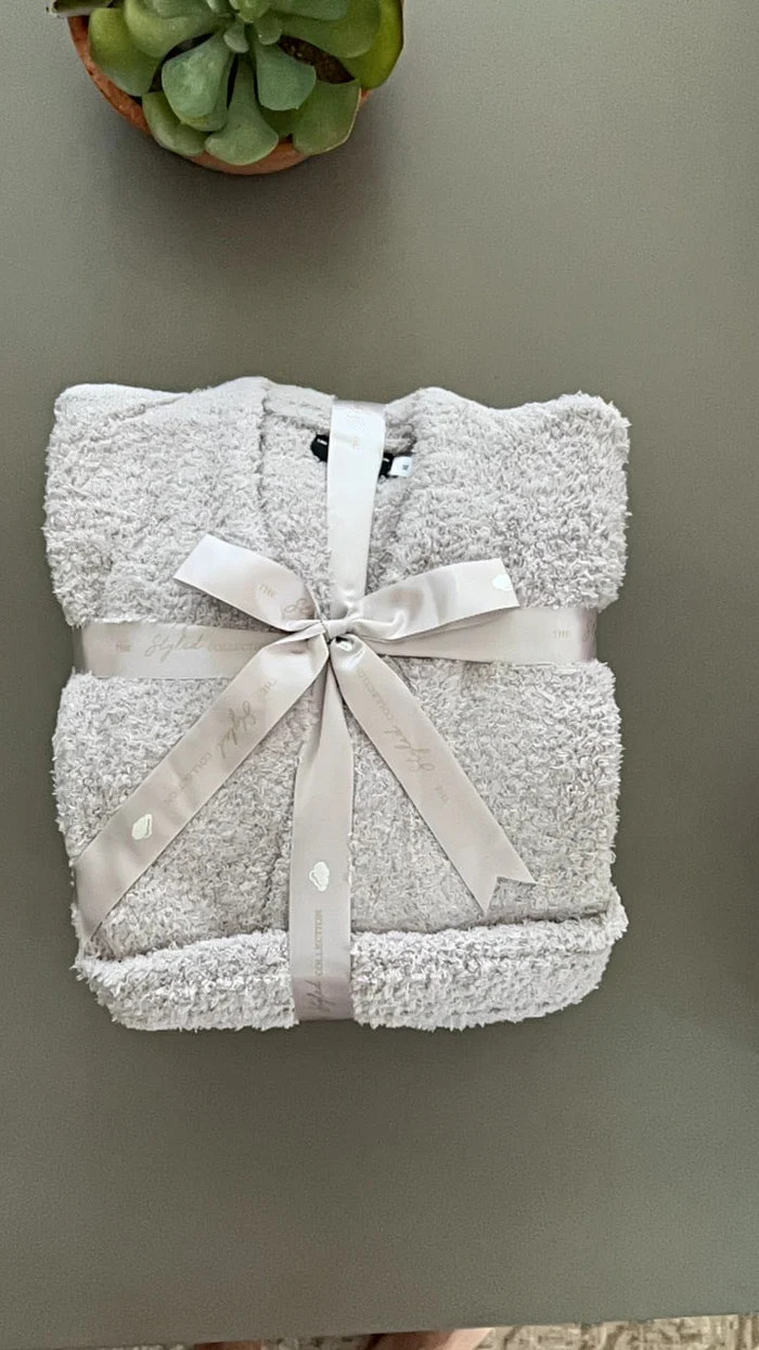 Solid Buttery Robe- Pre Order 4-30 | The Styled Collection