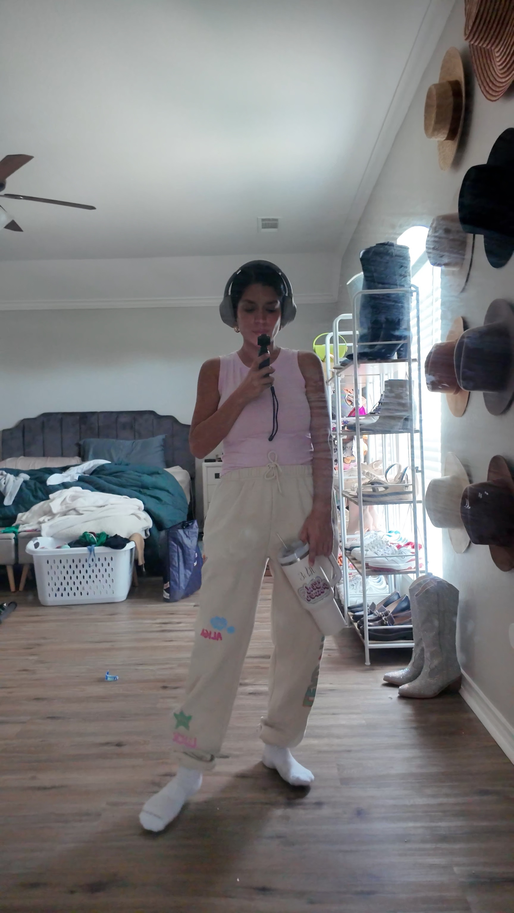 Comfy days are the best days🥰🫶🏽 @oldnavy #mayfaircollection #oldnavy 

#LTKVideo #LTKStyleTip #LTKFindsUnder50