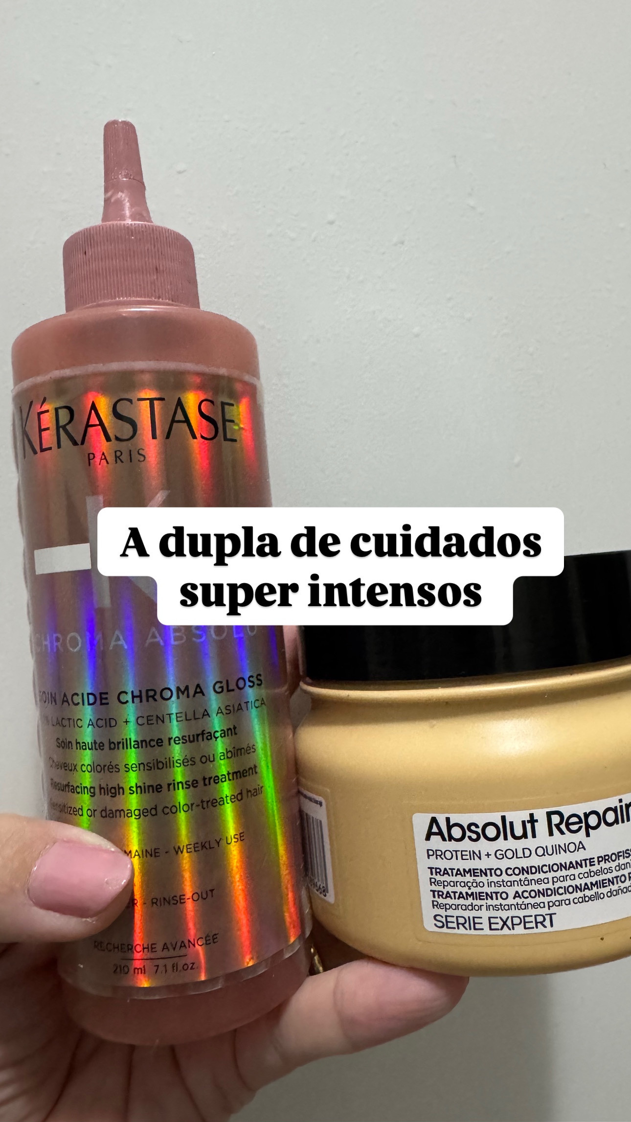 Para uma hidratação mais profunda eu uso a máscara Absolut repair e o acidificante da Kérastase, que é simplesmente o produto mais cheiroso que eu já senti ! 

#LTKpromo #LTKbeleza #LTKbrasil