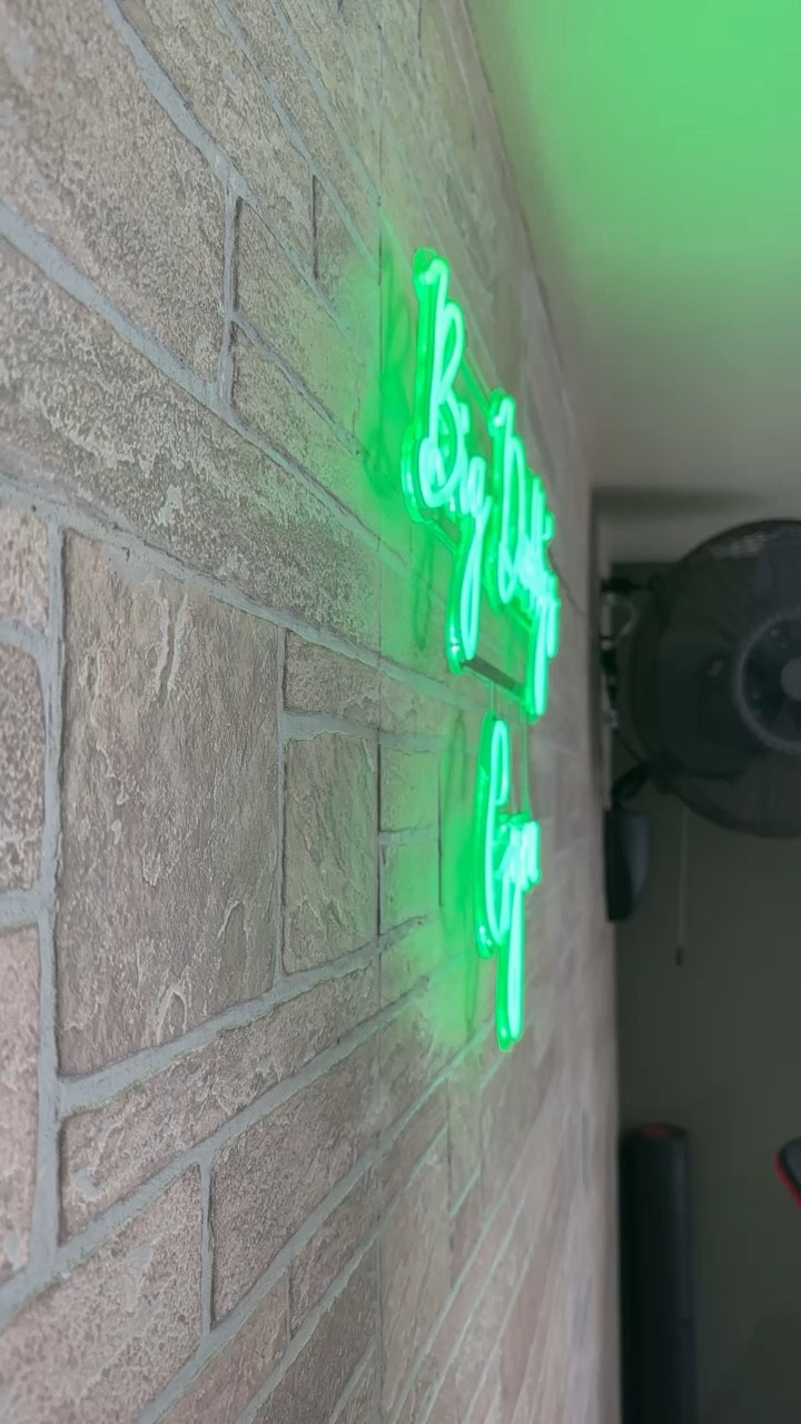 Custom neon sign! Such a perfect addition and totally customizable !

#LTKhome #LTKparties