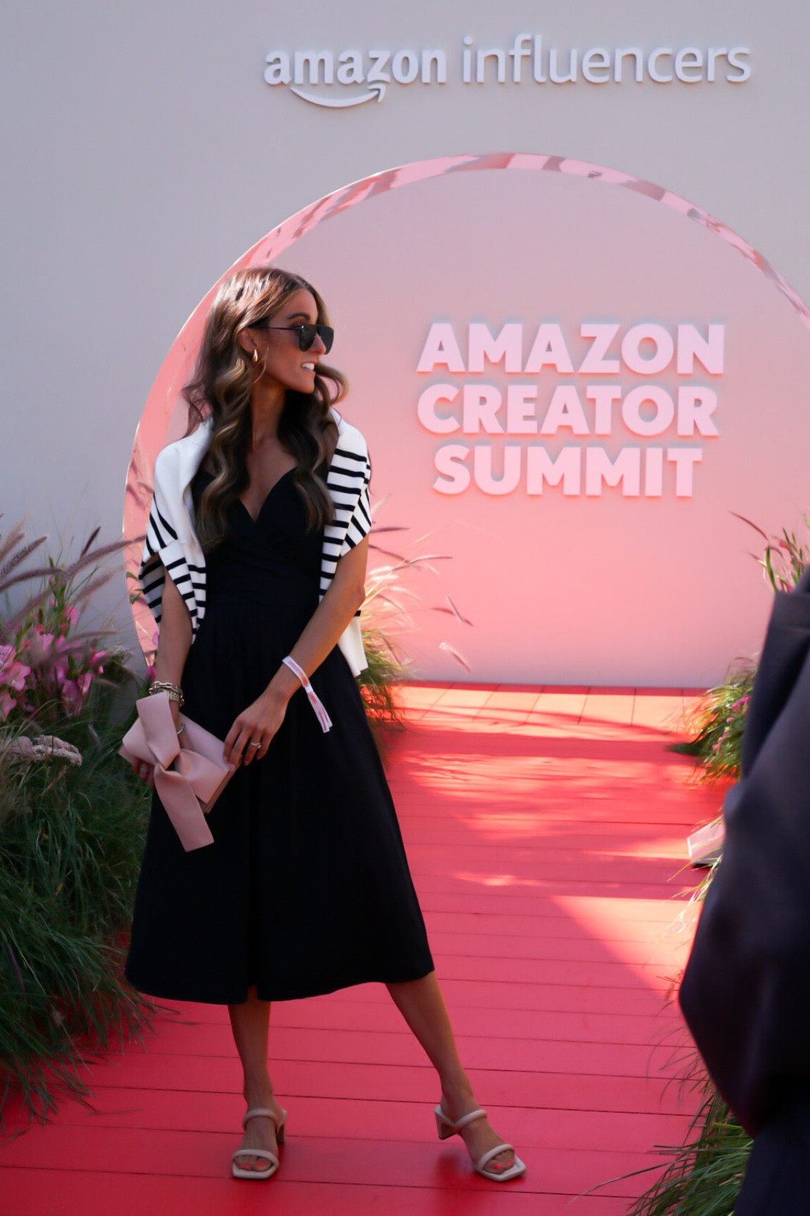 This little black dress is perfect for the holidays! Wear for thanksgiving or your next date night! 

Thanksgiving day outfit  | fall outfits

#LTKtravel #LTKshoecrush #LTKstyletip