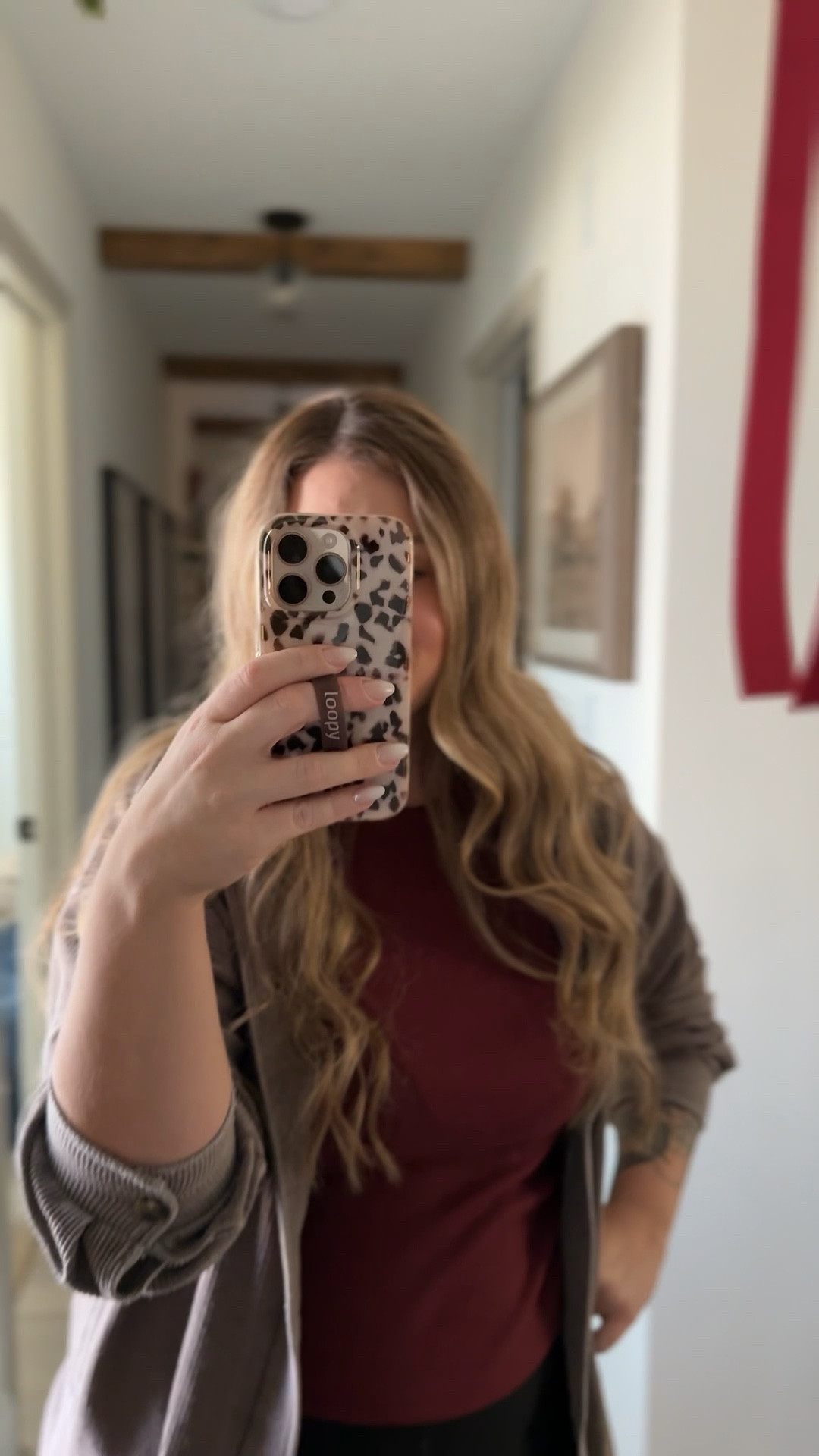 The most beautiful & function @loopy phone case! I love the strap & the blonde tortoise design 🤎

#LTKmomlife #LTKFindsUnder50 #LTKGiftGuide