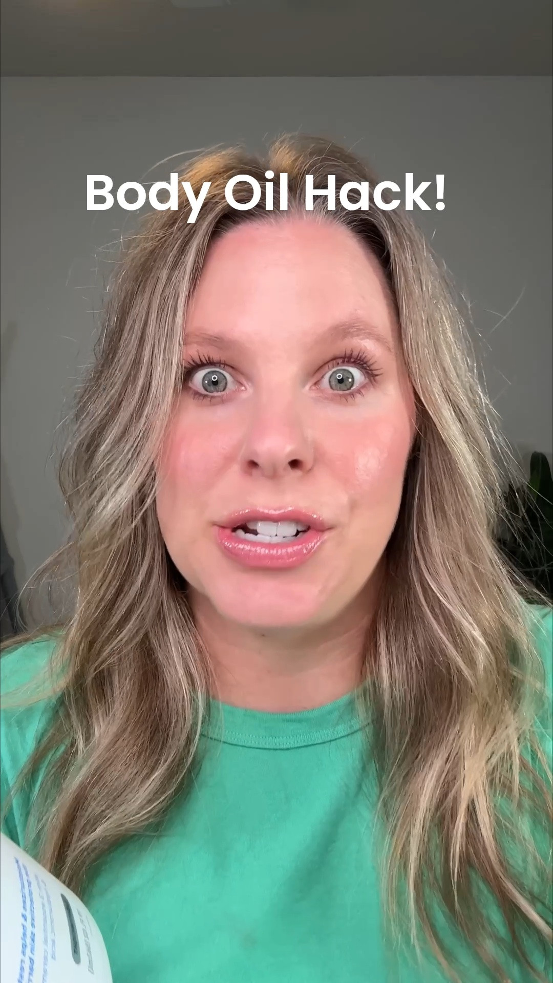 Anyone else do this? If not, give it a try 🤗 and follow for more everyday beauty 🤍 

I’ve been doing this for years, and I feel like it gives me a little bit more of a luxurious feel to my affordable body lotion!

Using @cerave body lotion and @hannismooth body oil!

#over40 #over40beauty #makeupformatureskin