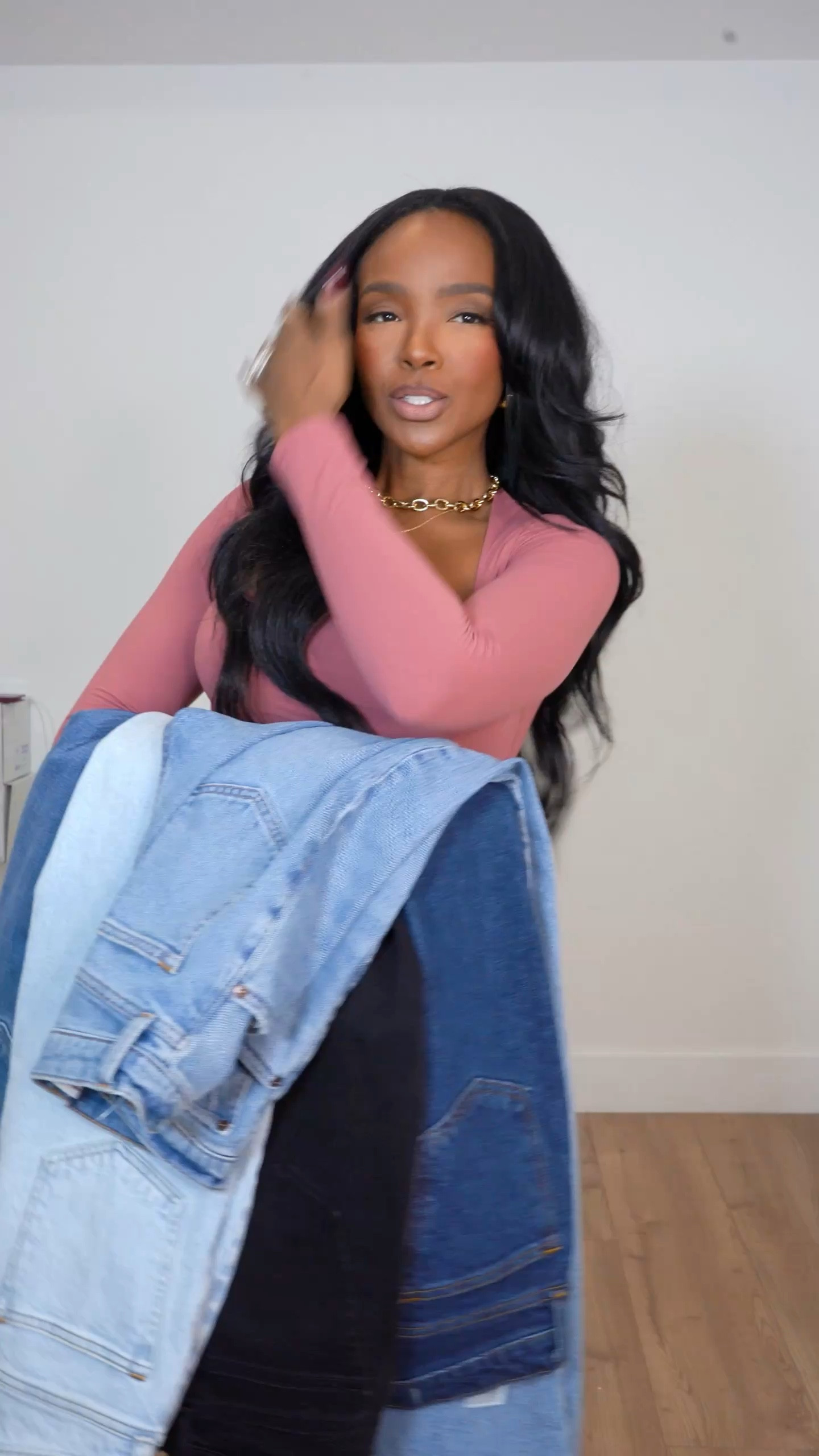 Abercrombie Denim Haul different styles great quality 

|•Size small I’m 5’4 | 140lbs | 36D -27 -40  IG & YT: kirasfashionfinds TT: kiraabboud•|

#LTKWatchNow #LTKStyleTip