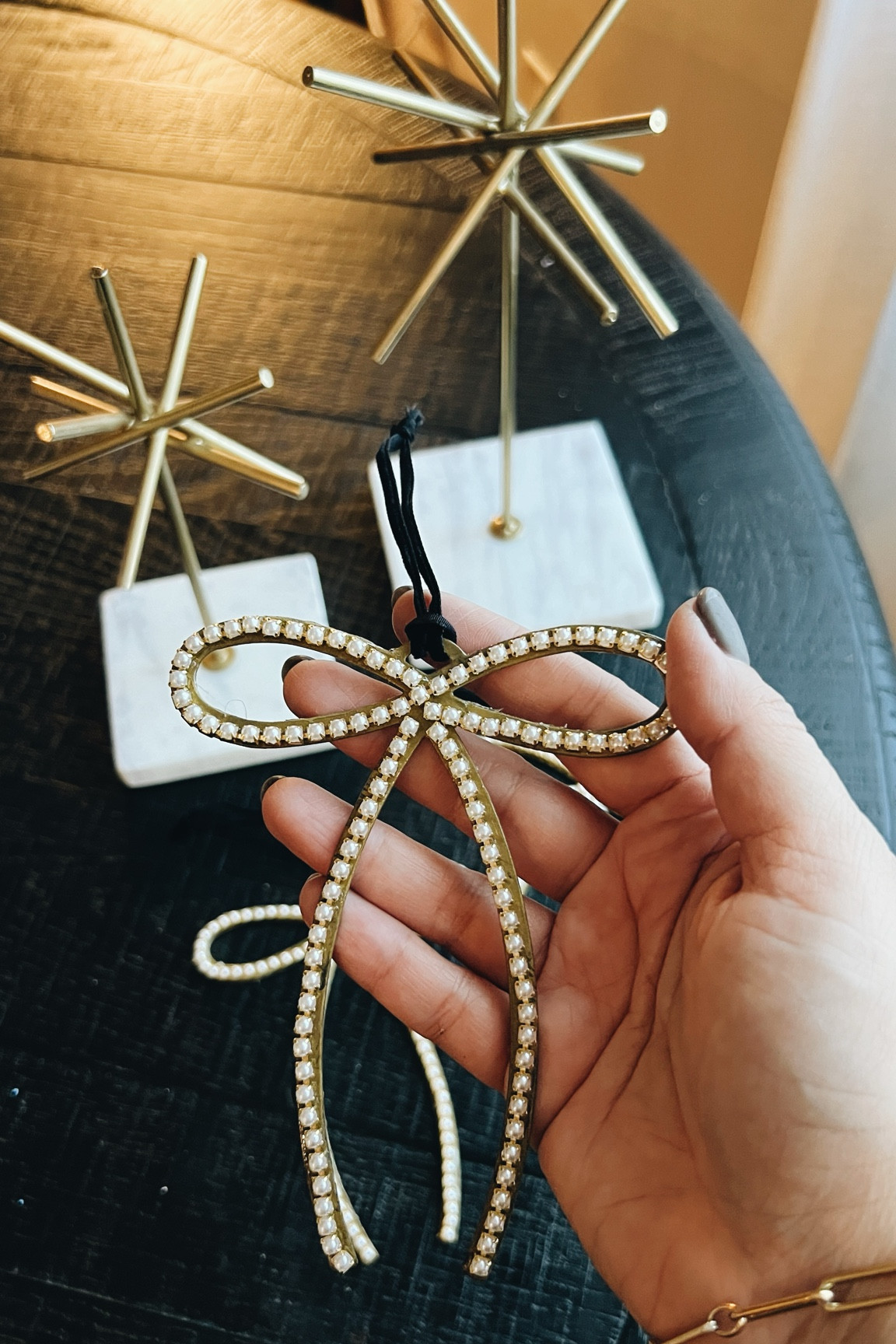 THE prettiest ornaments and Christmas decor from Threshold Studio McGee just arrived! Still in stock!
-
Target Studio McGee Christmas decor - affordable Christmas ornaments - Pearl bow ornaments - brass and marble snowflake trees - minimalist Christmas decor - modern Christmas decor - hearth and hand Christmas decor - faux Christmas tree - Christmas tree scalloped skirt - target Christmas decor 



#LTKhome #LTKHoliday #LTKfindsunder50