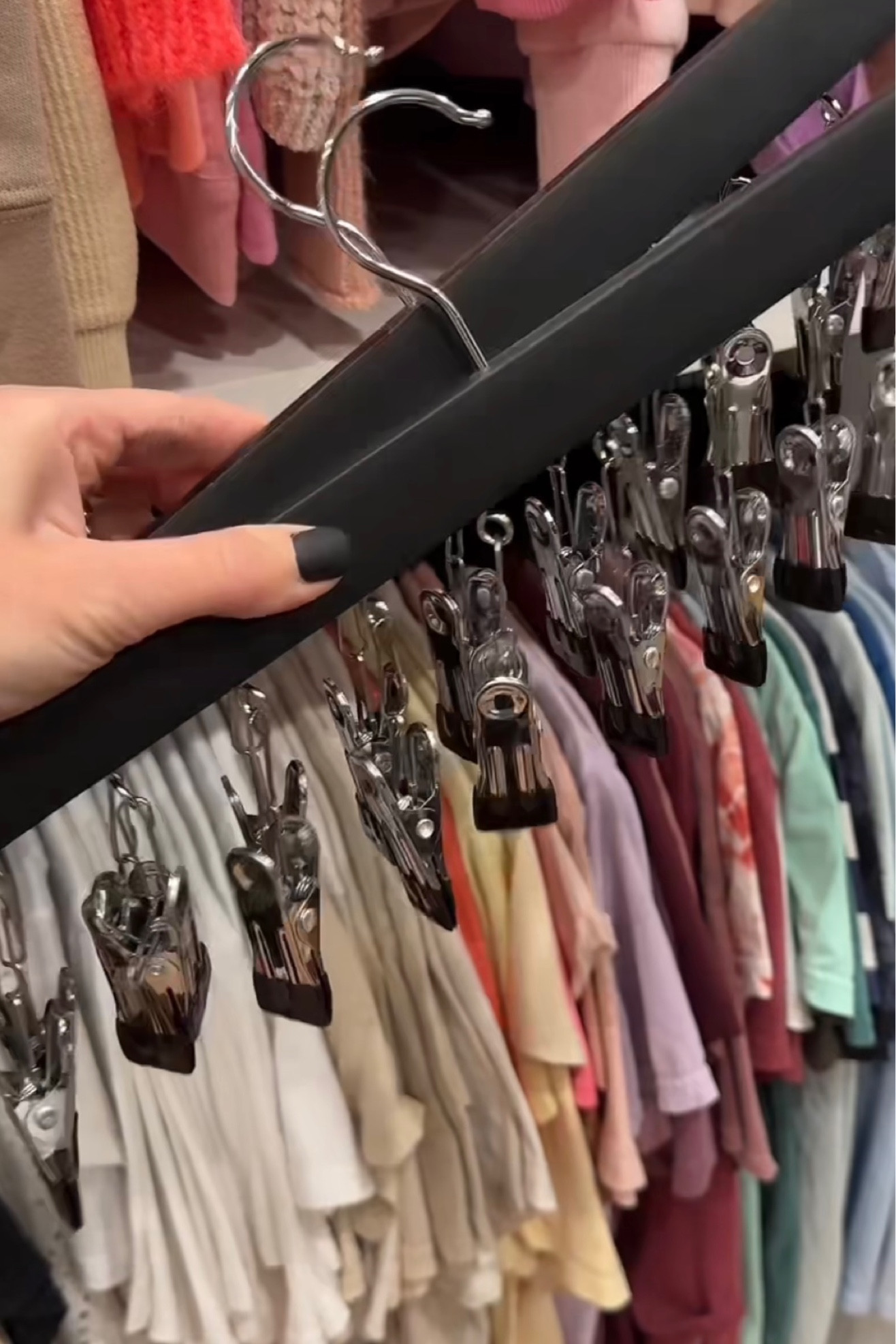 •legging storage must have 🫶🏼🖤•



#LTKstyletip #LTKhome #LTKfindsunder50