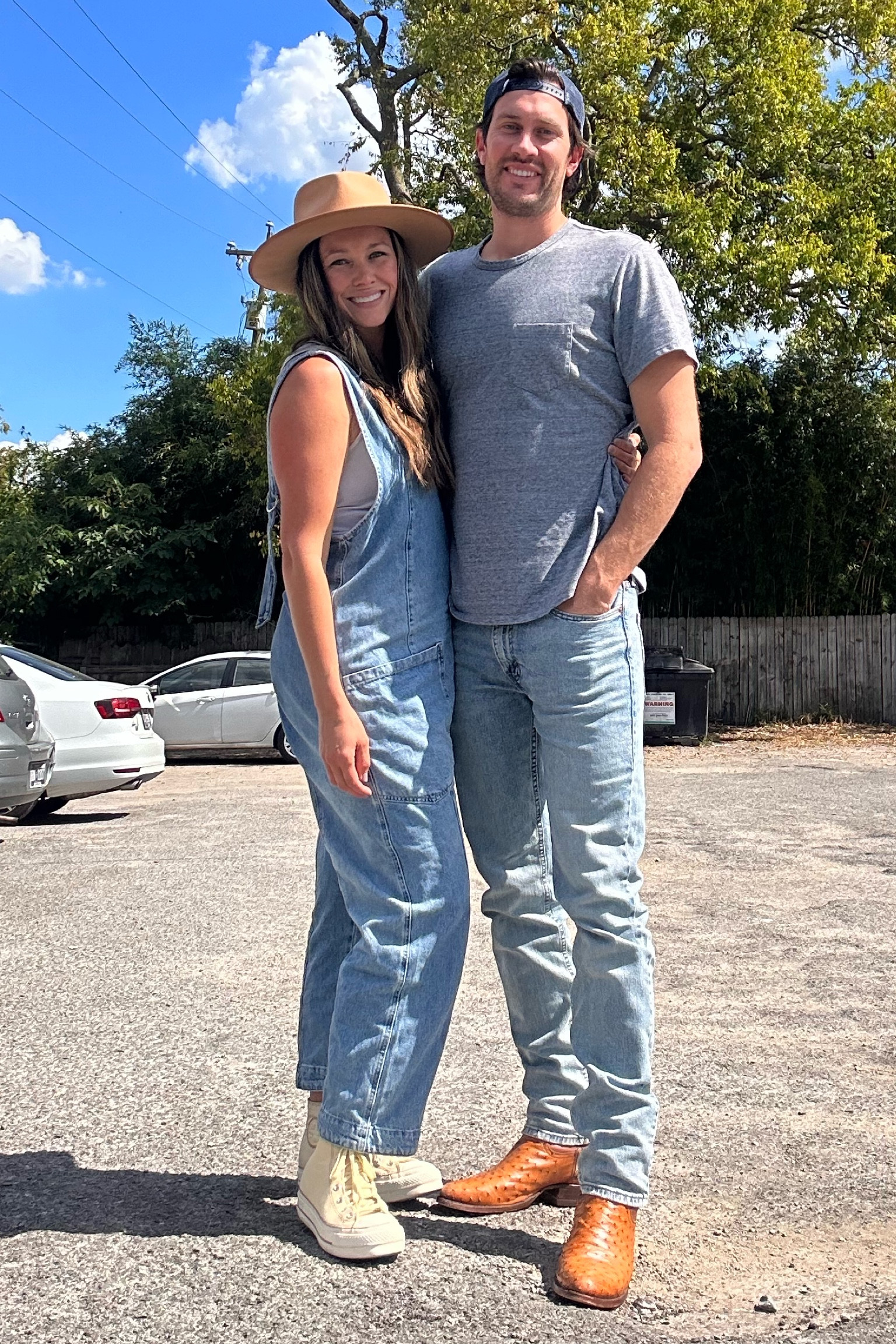 Obsessed with this denim jumpsuit and all the different ways you can wear it! Linked a dupe for you too! 🍂🍁

Wearing: Medium
Shoes: size 9 TTS

#LTKSeasonal #LTKxPrime #LTKmidsize