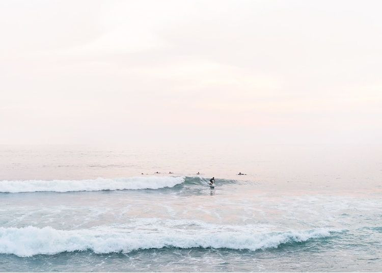 Sunrise Surf Print | Desenio