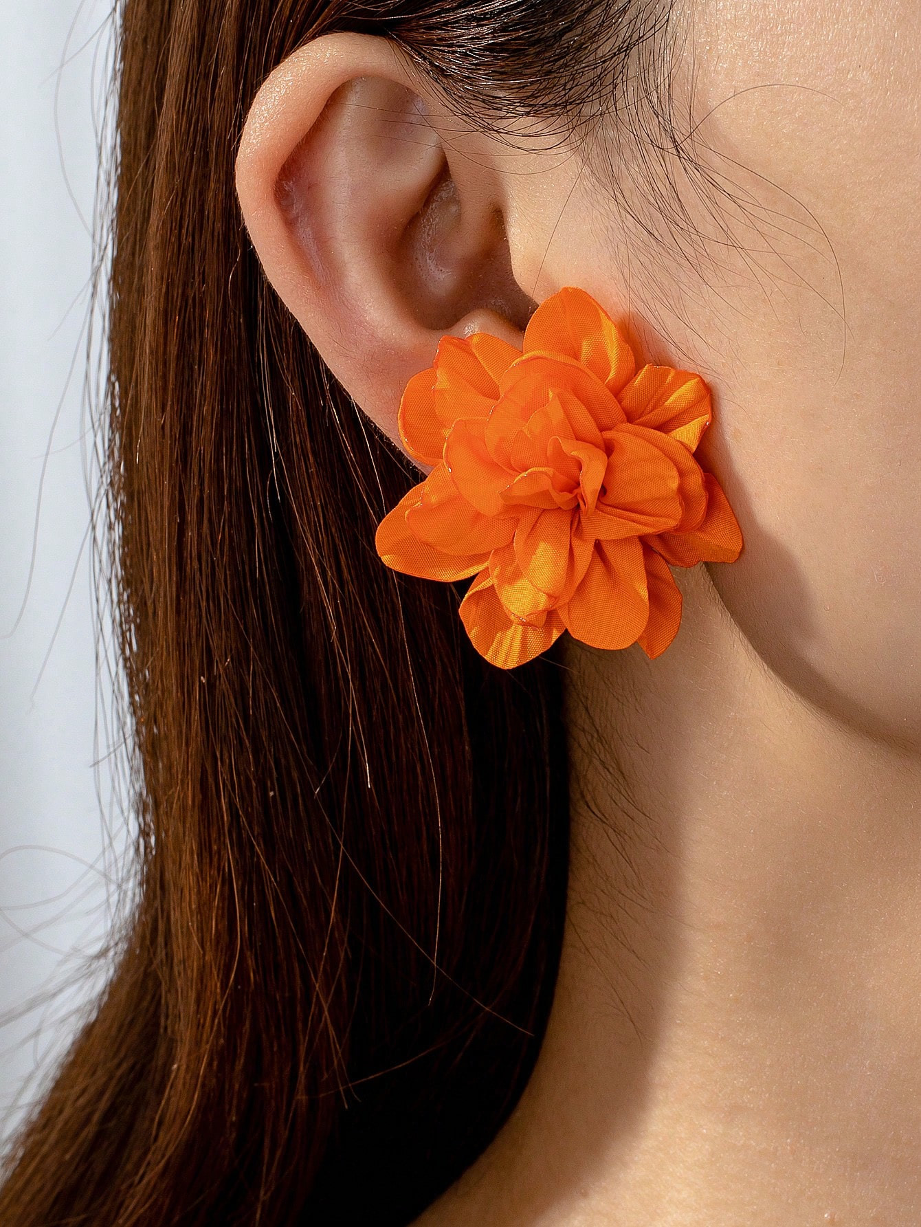 1pair Ladies' New Simple Natural Style Fashion All-Match Handmade Pleated Fabric Flower Earrings ... | SHEIN