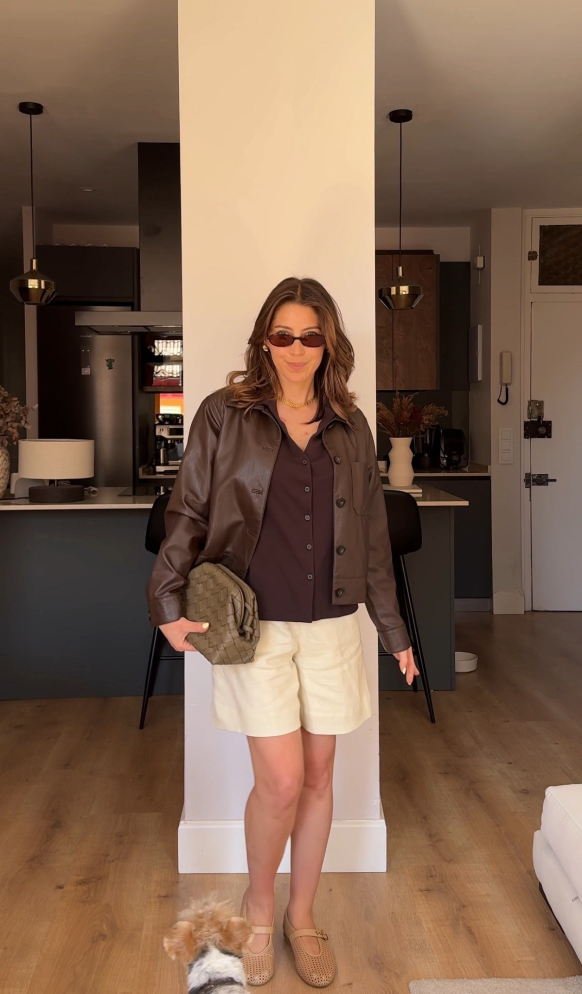 Lederjacke, leather ja ket, casual, springlook, Frühlingsoutfit, brown shirt, shorts outfit, white shorts, cos outfit

#LTKspring #LTKdeutschland #LTKeurope