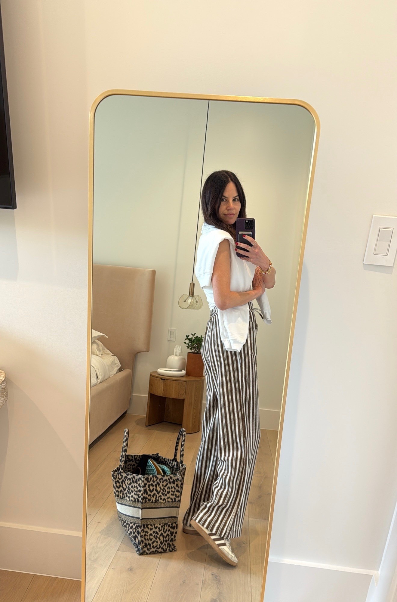 The perfect travel day outfit!

Travel outfit, comfy and cute, airport outfit, travel day 

#LTKStyleTip #LTKTravel