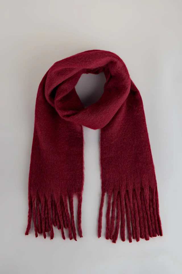 Cozy Mood Fuzzy Scarf | Windsor Stores