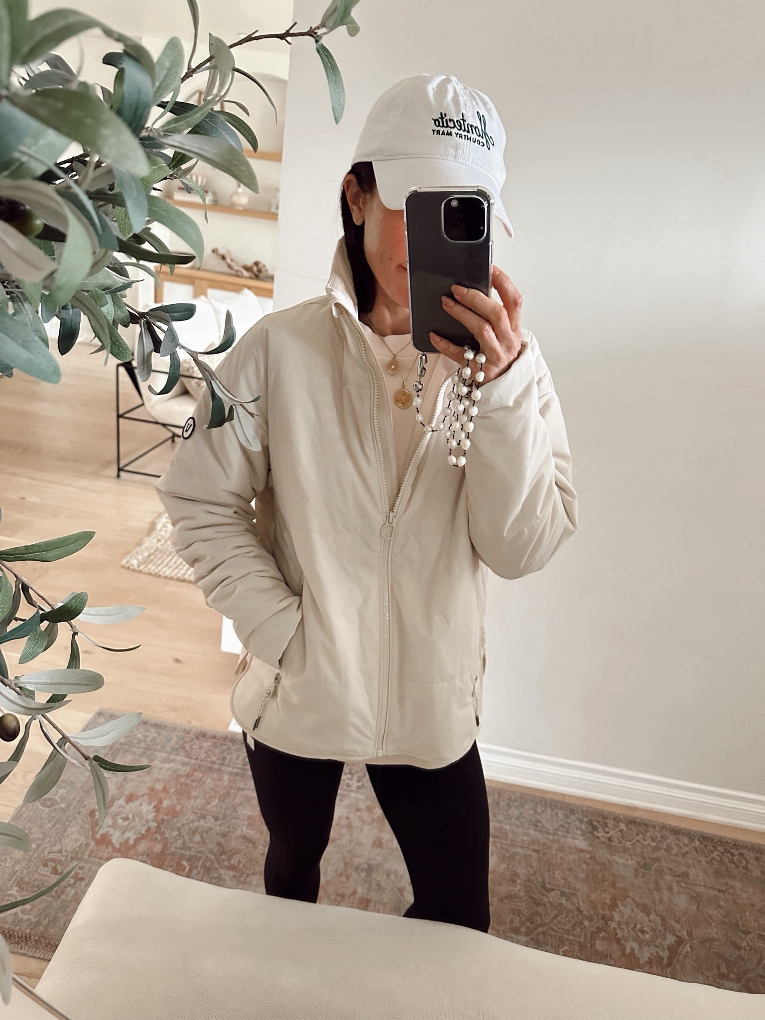  Canyon insulated jacket was restocked this season! 
One of my favorite jackets to transition between seasons. You can easily layer underneath and over it. 
I’m wearing an Xs 

#LTKOver40