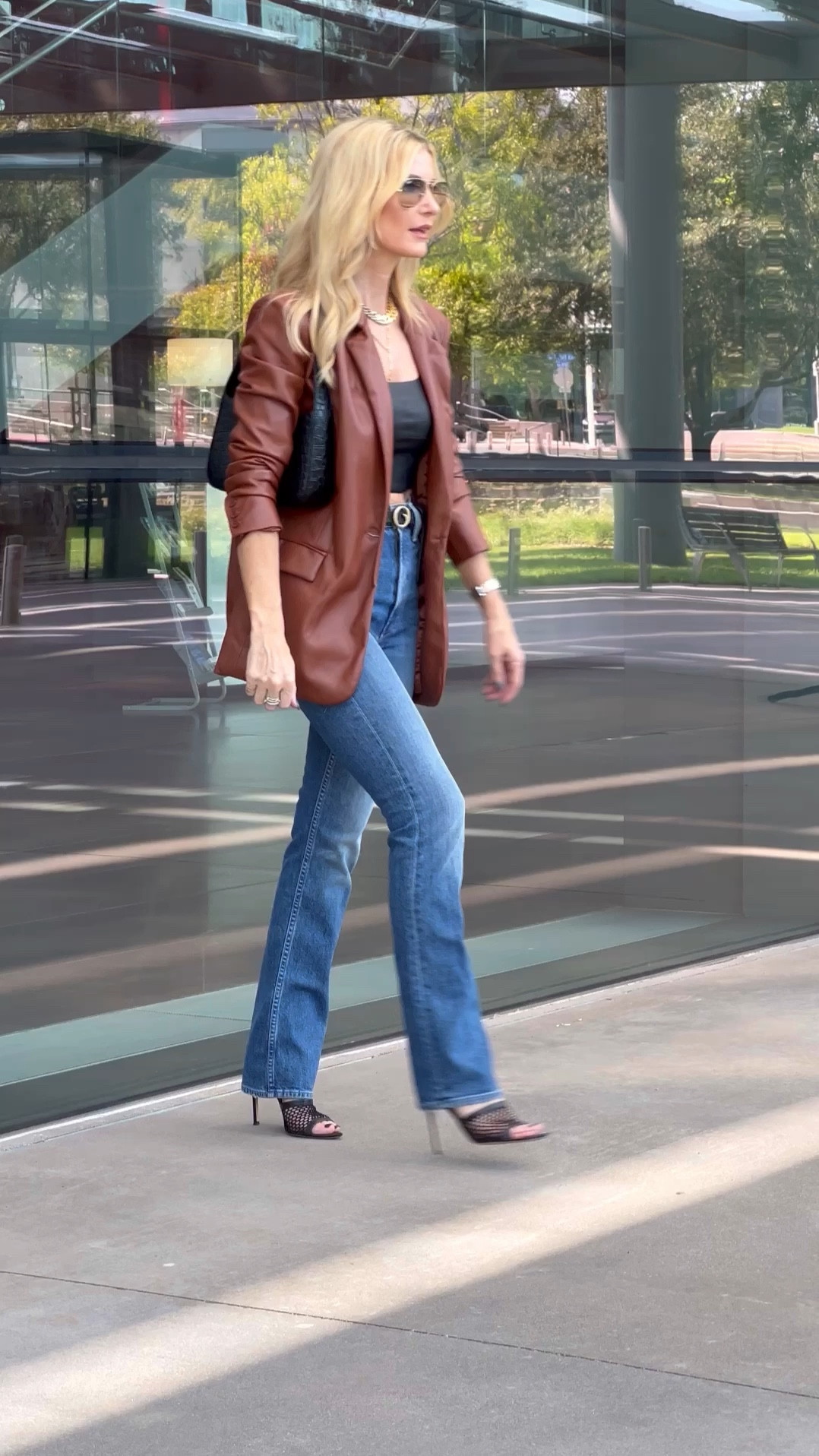 Because you can never go wrong with a classic blazer and really good denim! ✔️ 

This UNDER $100 faux leather blazer comes in 3 colors and it’s perfectly oversized! I’m wearing an XS for reference. 

And I love these high waisted jeans by Mother. A slim straight leg silhouette guaranteed to make your legs look miles long! They run tts, I’m wearing a size 24. 



#LTKunder100 #LTKCon #LTKstyletip